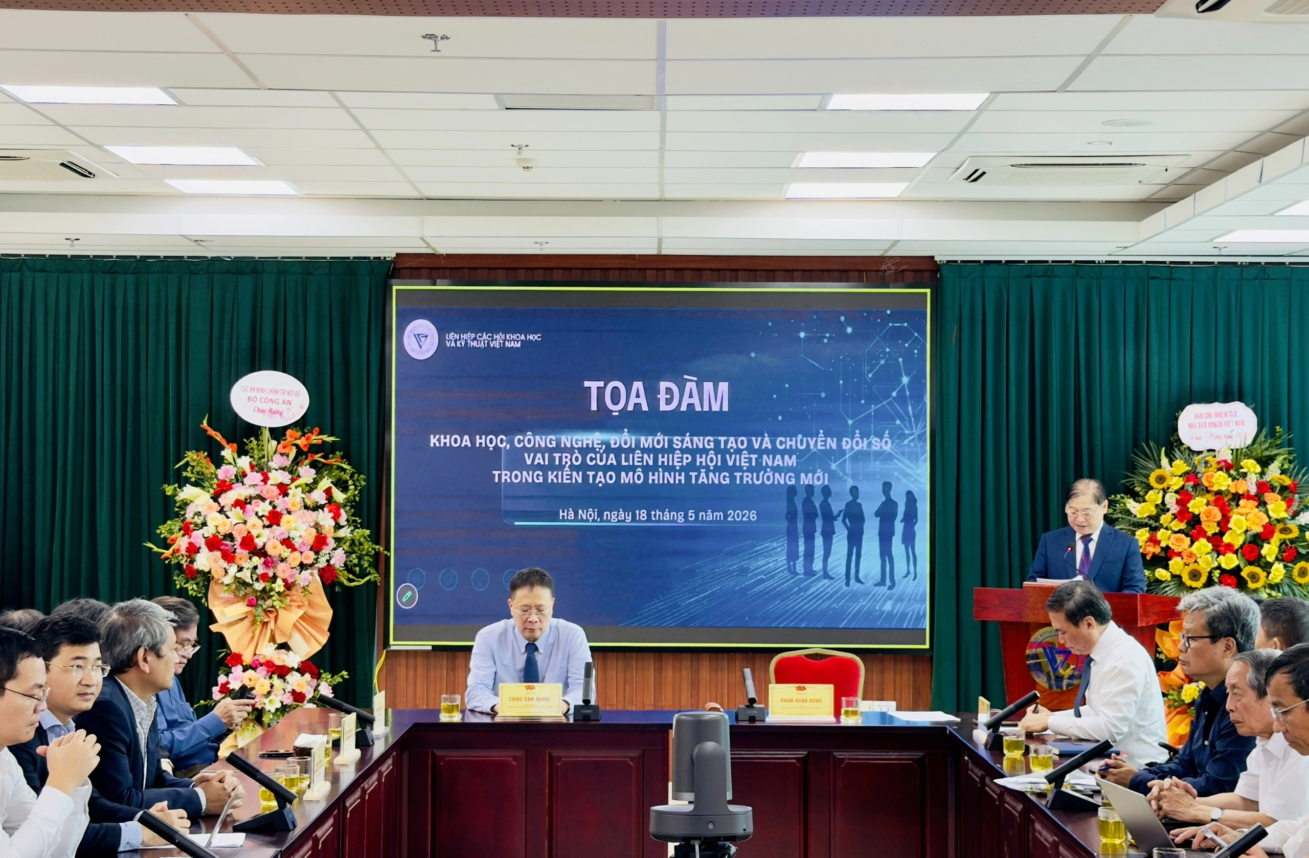 Viện Khoa học và Đổi mới sáng tạo IOSIN đồng hành cùng VUSTA thúc đẩy hệ sinh thái hỗ trợ doanh nghiệp