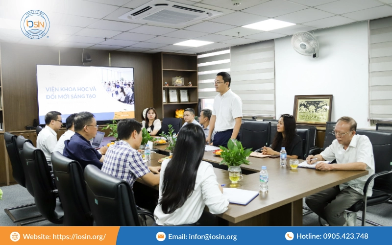 GS.VS. Châu Văn Minh cùng đoàn đại biểu VUSTA tới thăm và làm việc tại Viện IOSIN